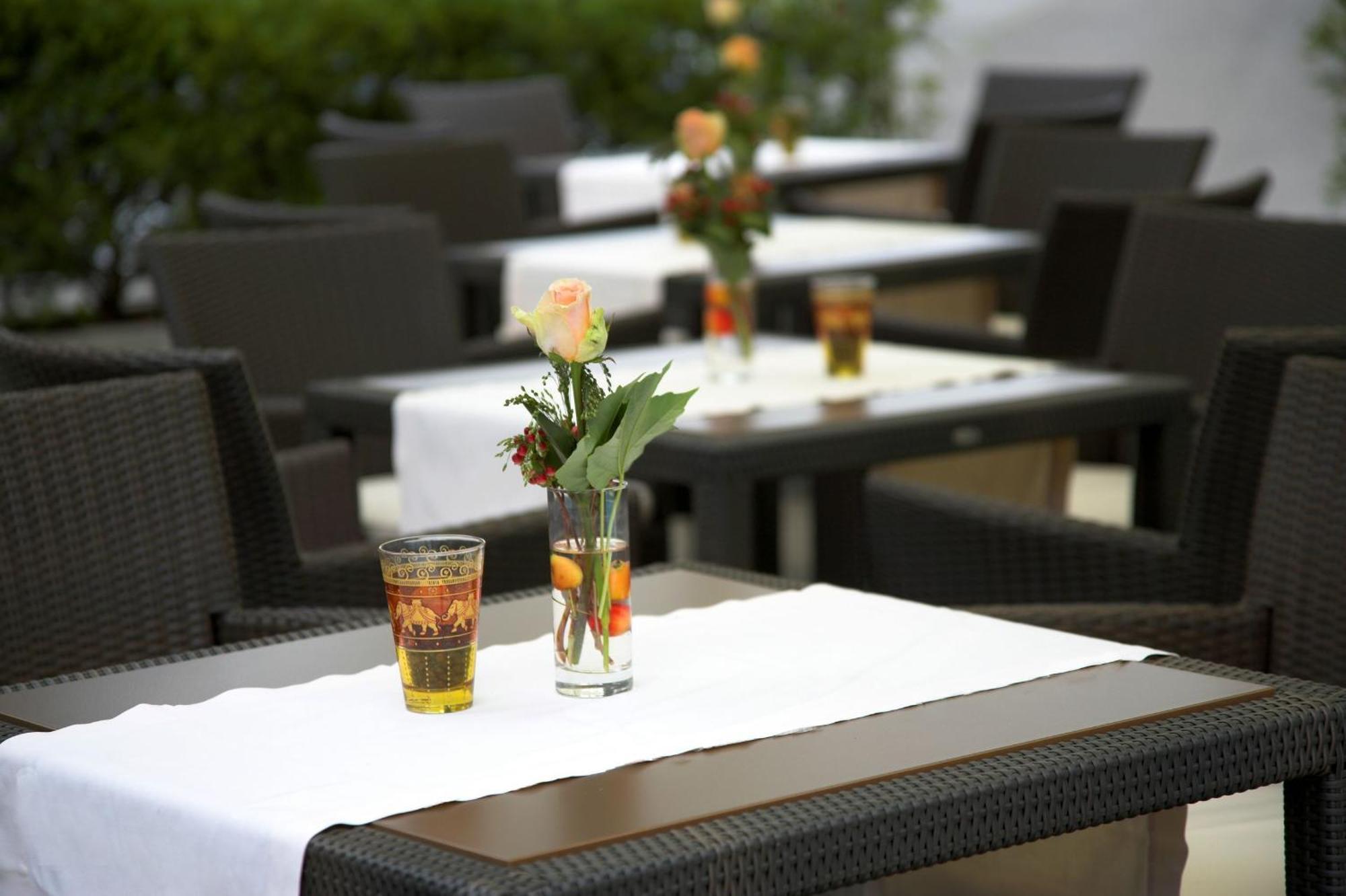 Der Heidehof Conference & Spa Resort Gaimersheim Exterior photo