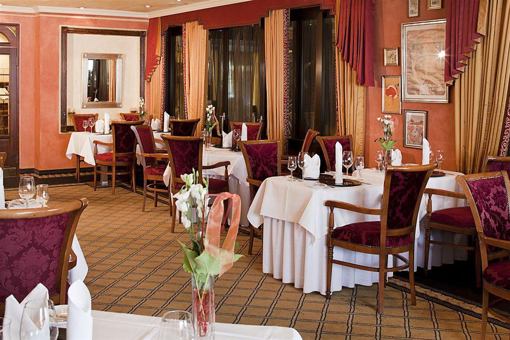 Der Heidehof Conference & Spa Resort Gaimersheim Exterior photo